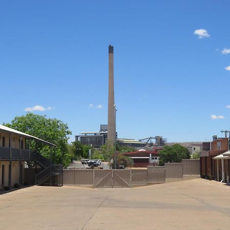 Burke & Wills Mt Isa Motel Mount Isa Luaran gambar